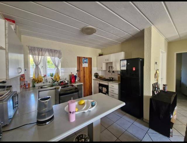 2 BEDROOM TOWNHOUSE FOR SALE IN GLEN MARAIS